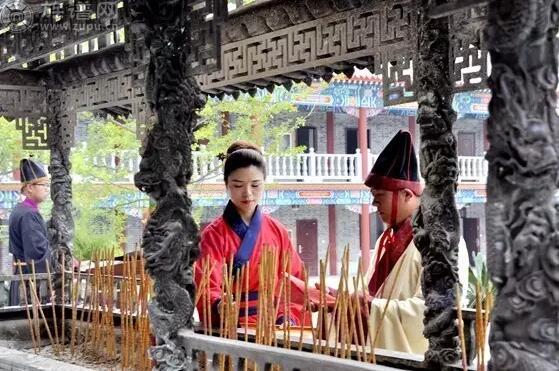 族谱网——吕氏祭祖