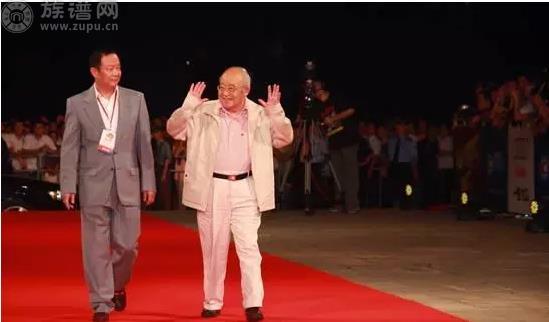 中国词坛上乔羽先生说第二，就没有人敢说第一