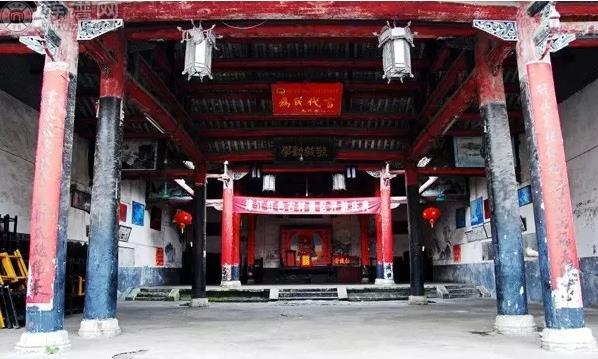 族谱网带您畅游姓氏祠堂之卢阳镇津江古村朱氏宗祠