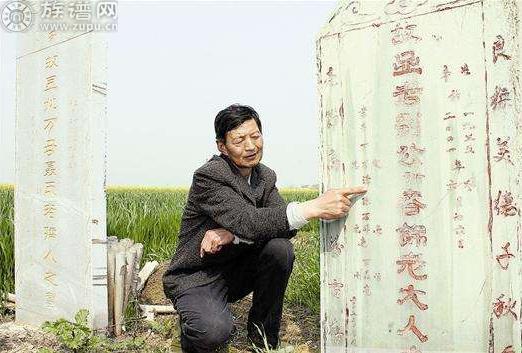 湖北有个很奇特的村庄，村里男丁在世姓万死后姓刘