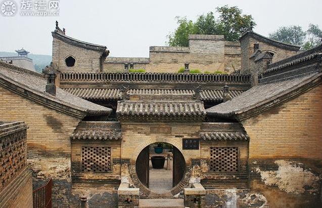 一座建筑艺术博物馆的大宅院—王家大院