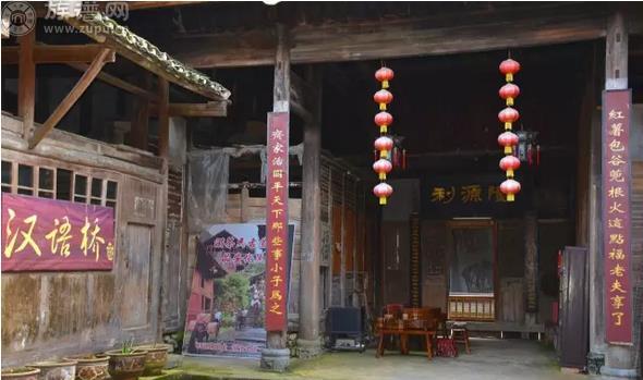 洞市古镇中心有座名震三湘特殊的祠堂《贺氏宗祠》