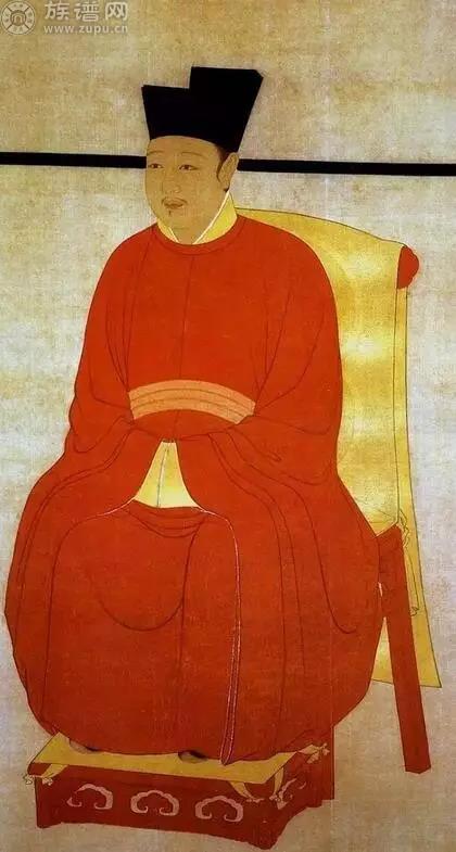 红色龙袍更为多见 我们都听过"黄袍加身"的故事:五代十国