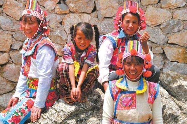 中国有个少数民族,消失了近五百多年,如今换了姓氏,葬俗很奇怪