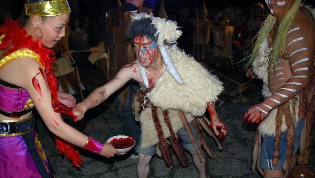 中国有个少数民族,消失了近五百多年,如今换了姓氏,葬俗很奇怪