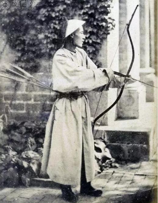 做官是以前所有人追求的职业,也是社会地位最高的职业.